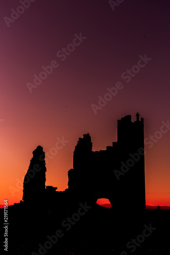 Monumento en ruinas