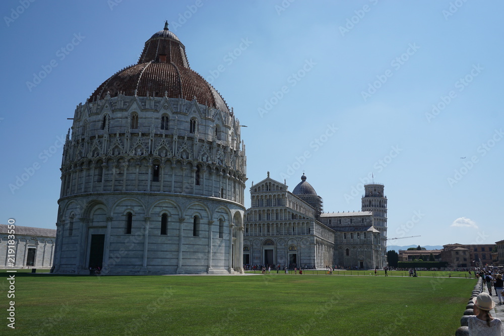 Baptisterium mit Dom und Schiefem Turm von Pisa