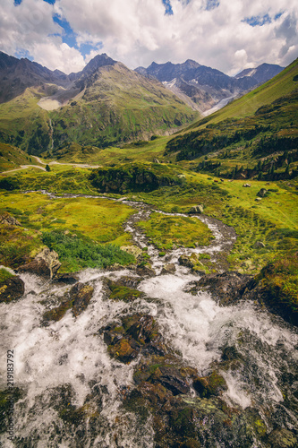 Wasserfall im Hochgebirge im Kaunertal