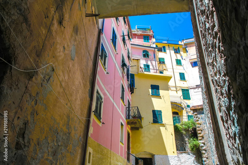 Fototapeta Naklejka Na Ścianę i Meble -  View on the beautiful colourful houses in Cinque Terre, Italy on a sunny day.