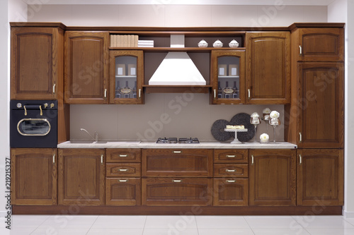 Fotografie Cucina tradizionale classica con ante in legno massello