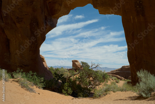 Pine Tree Arch, Arches National Park, Utah, USA