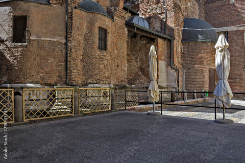 Pavia, Renaissance architecture and closed umbrellas