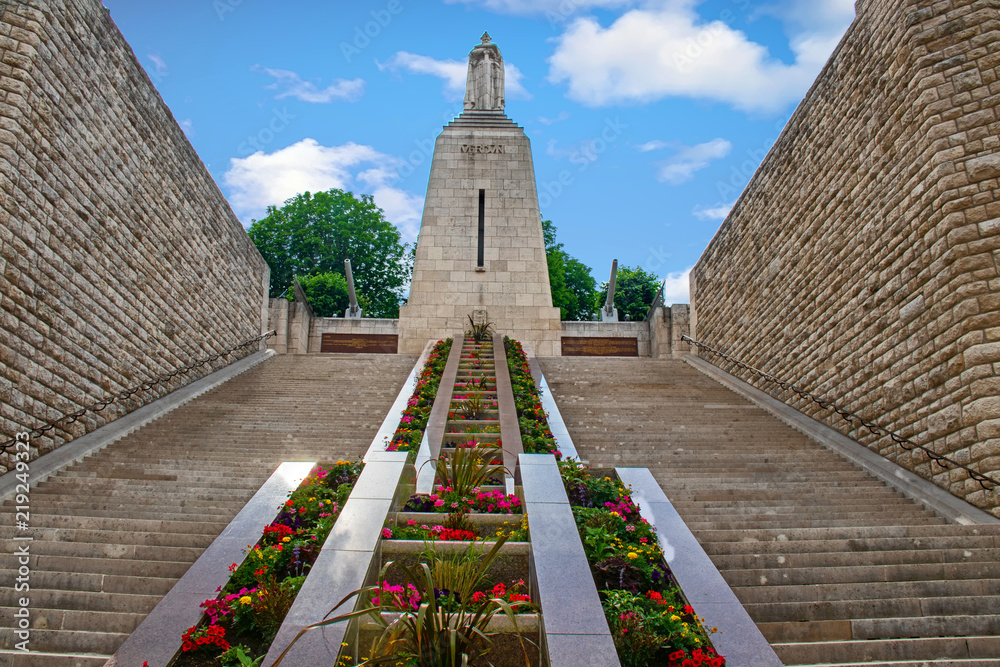 Verdun. Monument à la Victoire et aux soldats de Verdun. Lorraine