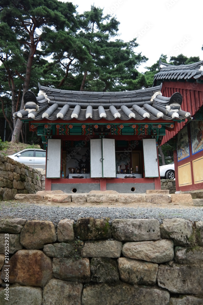 Gwallyongsa Buddhist Temple Gwallyongsa Buddhist Temple
