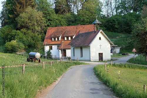 eine Kapelle in der nähe von Tuttlingen und Nendingen in Deutschland photo