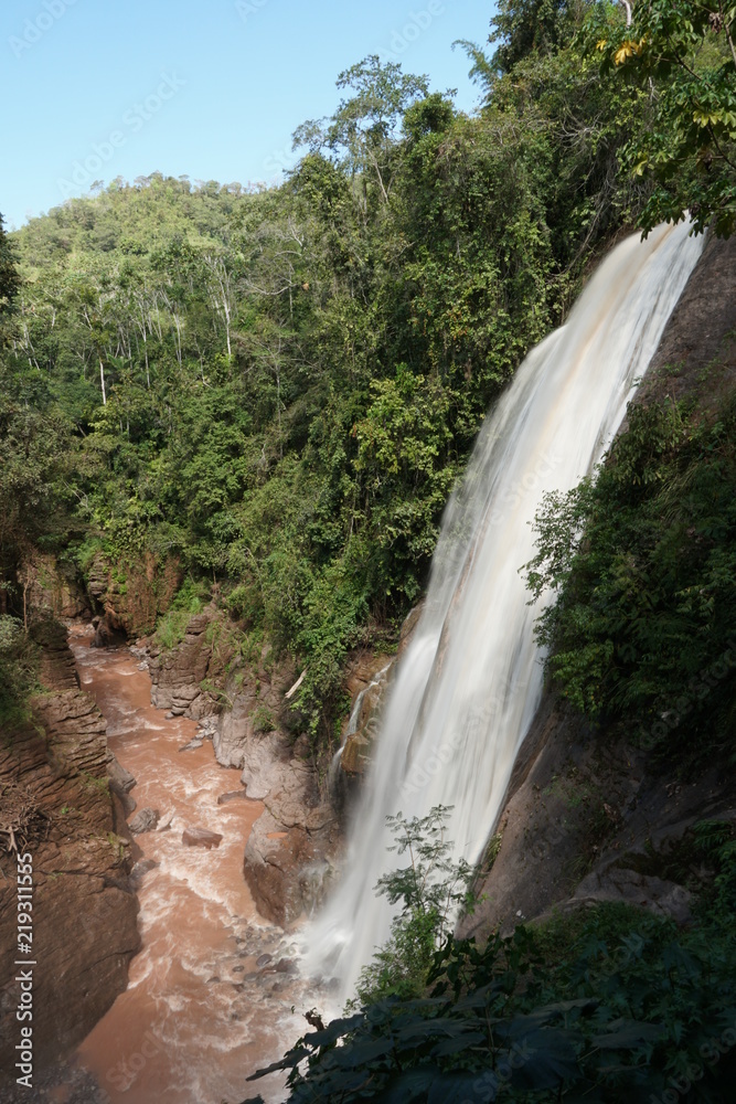 Obraz premium cascata, la merced, peru