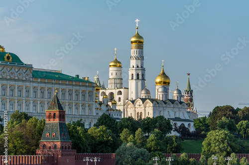 View of the Kremlin with Patriarchal bridge