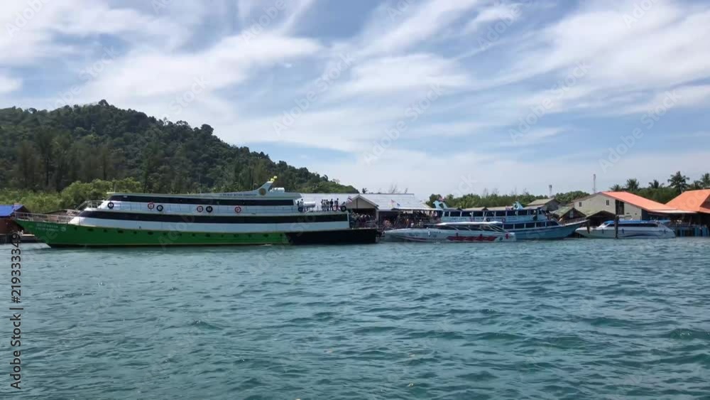 Sailing towards the Saladan Pier on Koh Lanta, Thailand Sailing towards the Saladan Pier on Koh Lanta, Thailand
