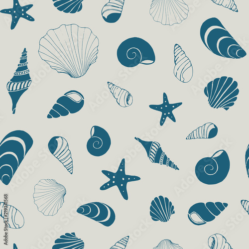 Seashell and starfish nautical seamless vector hand drawn pattern