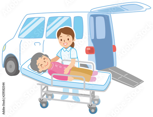 福祉車両とストレッチャーに乗った女性