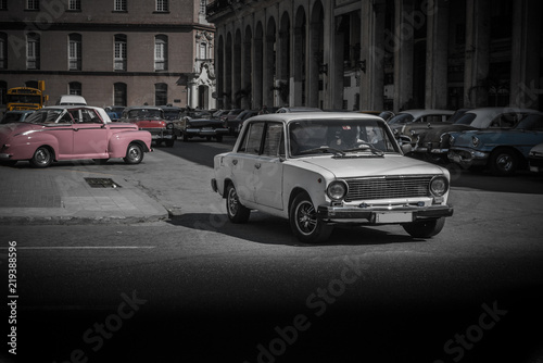 Fototapeta Naklejka Na Ścianę i Meble -  Cuba historic car in Habana // Kuba Oldtimer in  Havanna