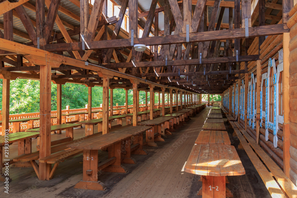 Obraz premium Trading rows of Izmailovo Kremlin in sunny summer morning in Moscow