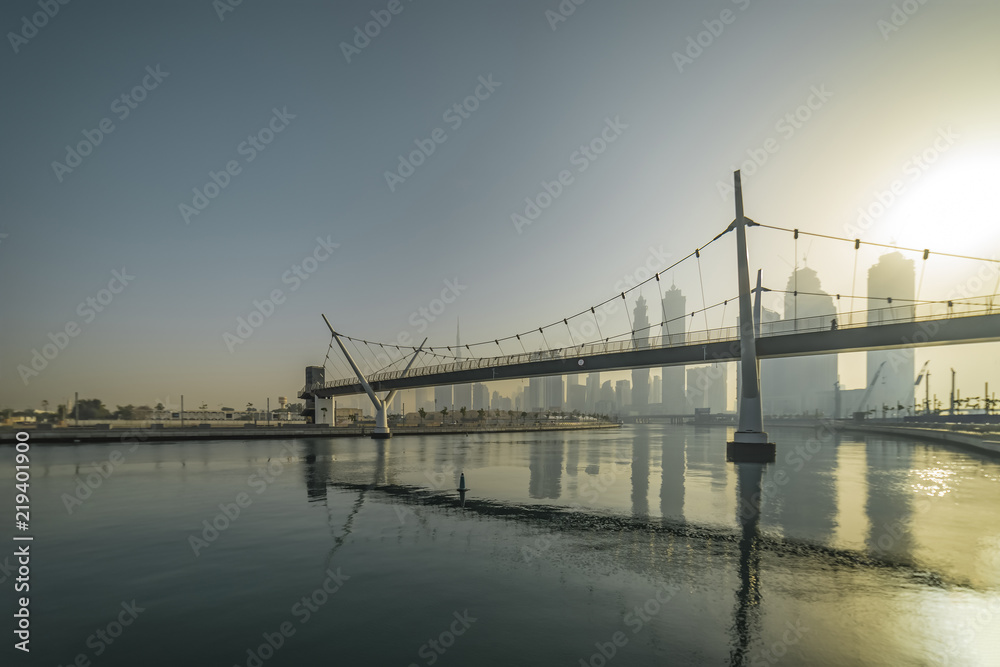 Φωτογραφία View of the Downtown at Dawn from the Side of the Dubai Water Canal, Dubai, Jan