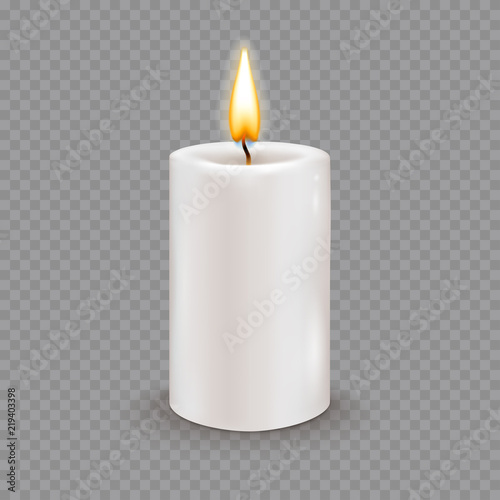 Round cylindrical candle with burning flames.