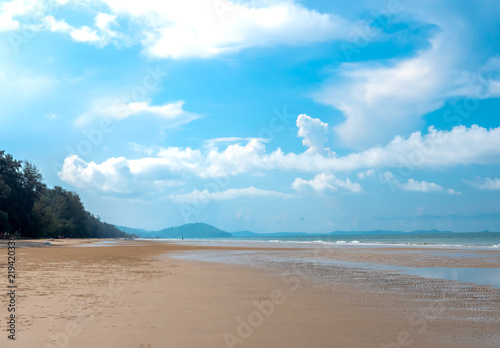 Sea and beach  in  morning rayong in thailand. © phuangphech
