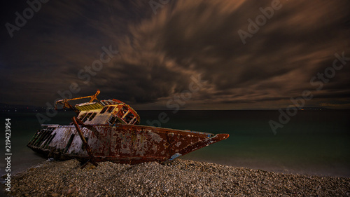 Quadro em tela stranded ship fisher-boat