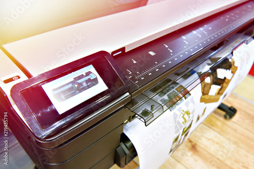 Принти на полотні Large format printing