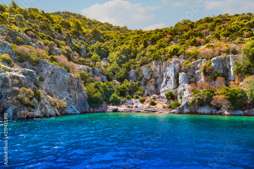 Глубокое синее море, зеленые острова. Турция. Лето © natatretiakova