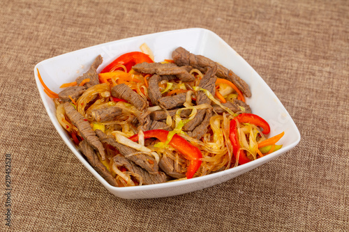 Glass noodle with beef and vegetables