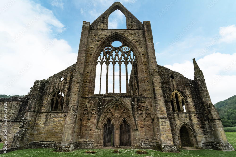 Fototapeta premium Tintern Abbey, Wales