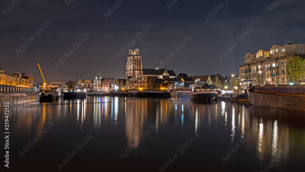 Altstadt in Dordrecht bei Nacht