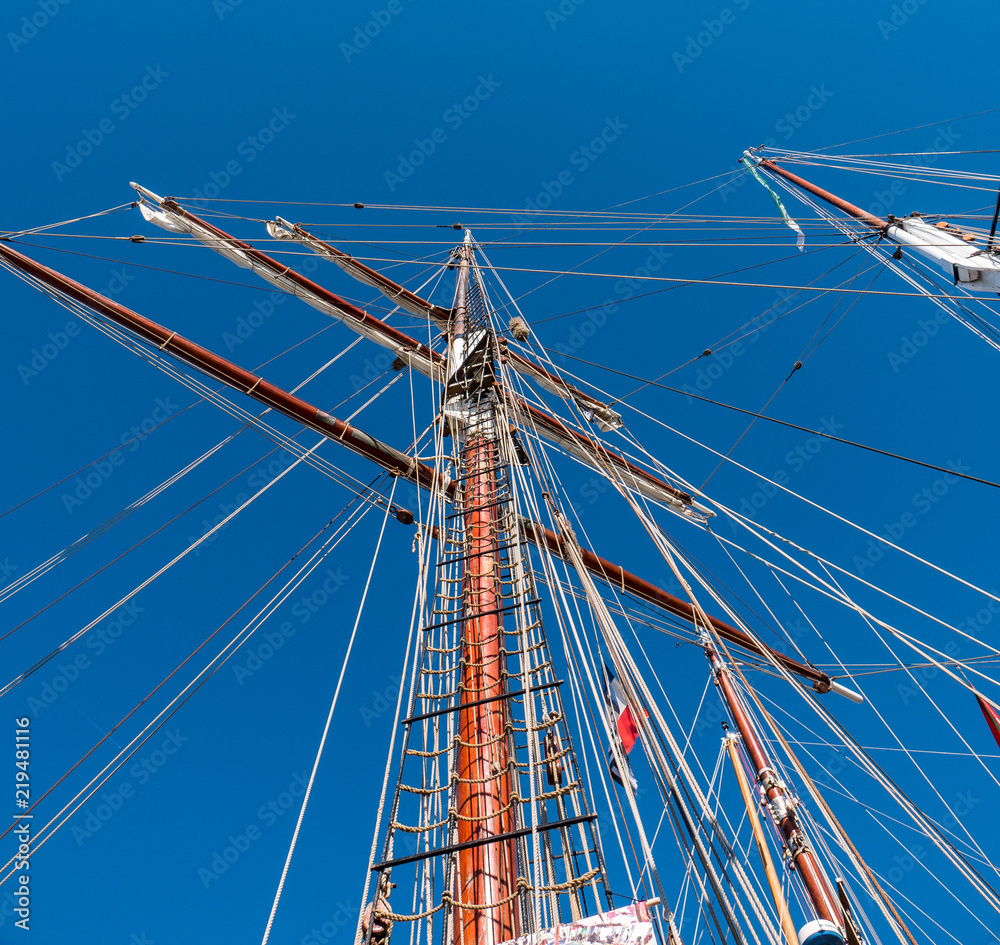 Fototapeta premium Rigging of a tall ship