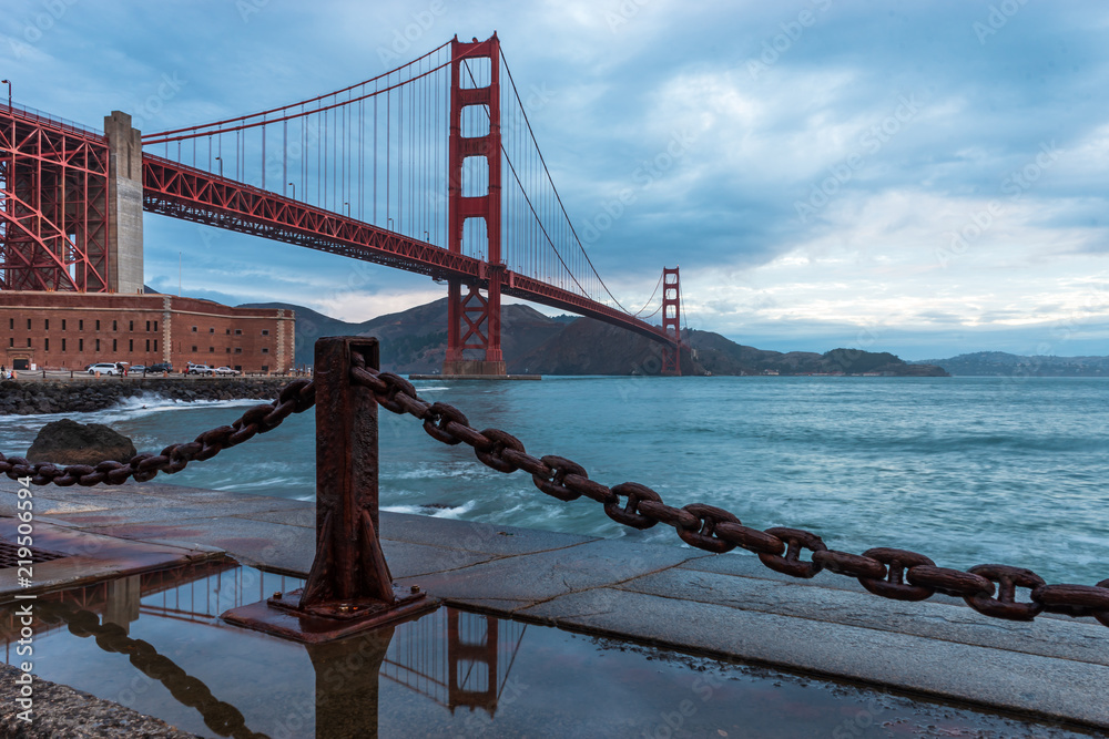 Fototapeta premium Golden Gate Bridge, Fort Point