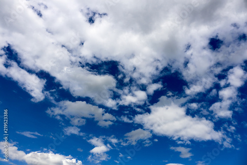 clouds in the blue sky