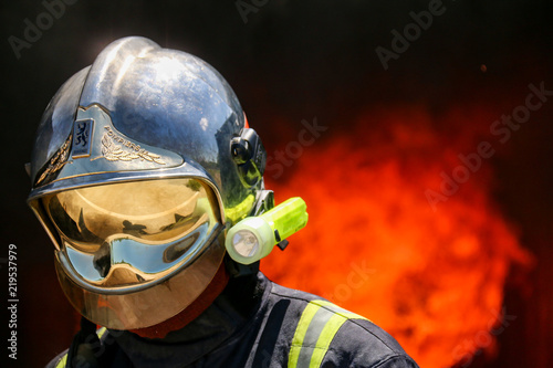 Pompier Français / French Firefighter photo