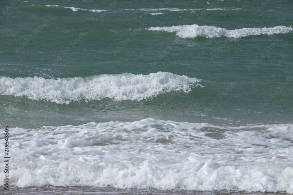 Fototapeta premium Starke Brandung an der Küste
