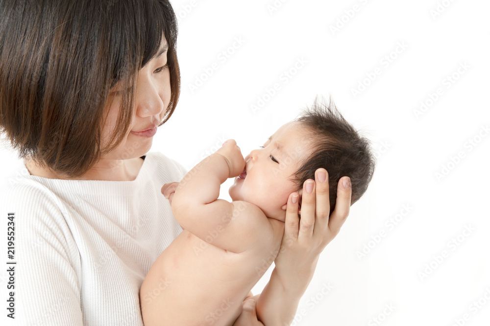 裸の赤ちゃんを抱き幸せなお母さんイメージ 裸の赤ちゃんを抱き幸せなお母さんイメージ