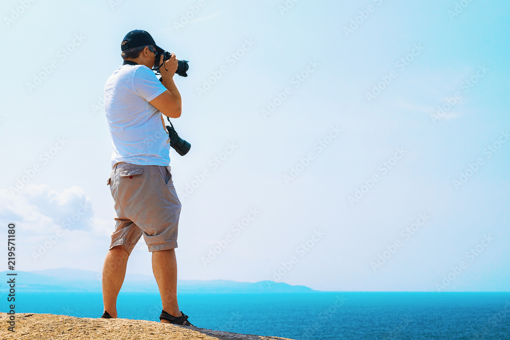 Obraz premium Man at Capo Testa in Santa Teresa Gallura on Sardinia