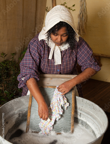 Принти на полотні Victorian laundry