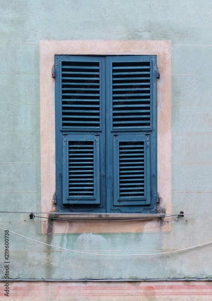 Closed shafts retro window exterior Closed shafts retro window exterior