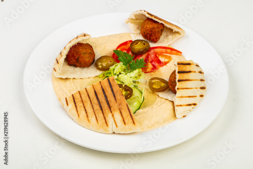Humus with falafel
