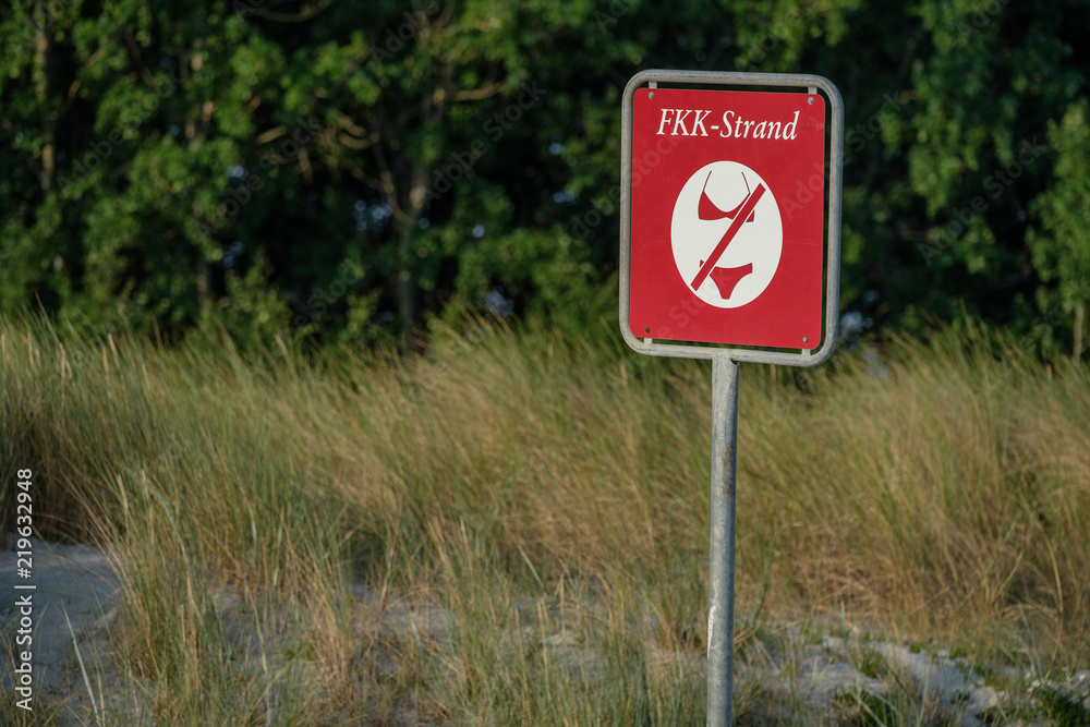 Schild FKKStrand (textilfrei) Stock Photo Adobe Stock Schild FKKStrand (textilfrei) Stock Photo Adobe Stock