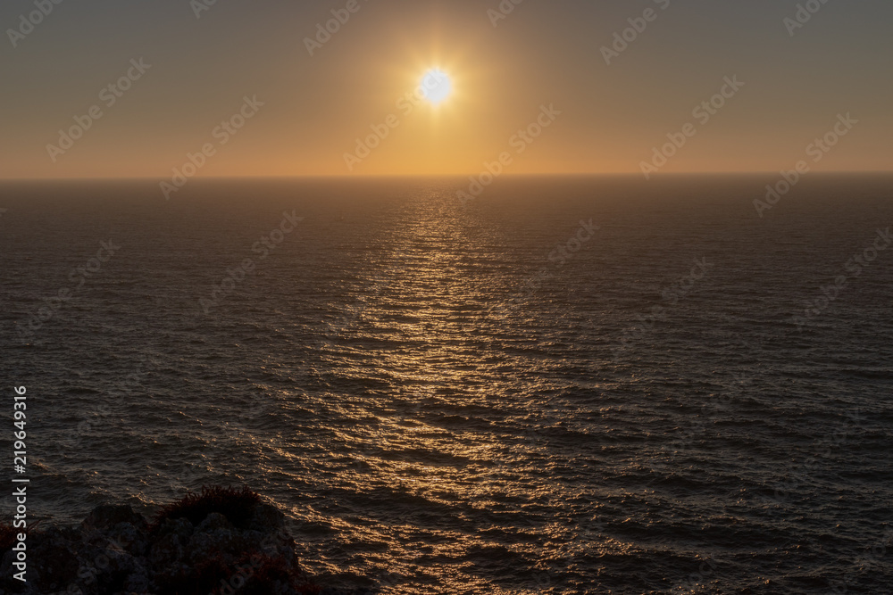 Fototapeta premium Sunset over the ocean