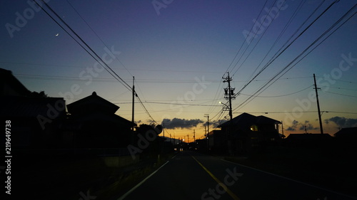 夕焼け車道