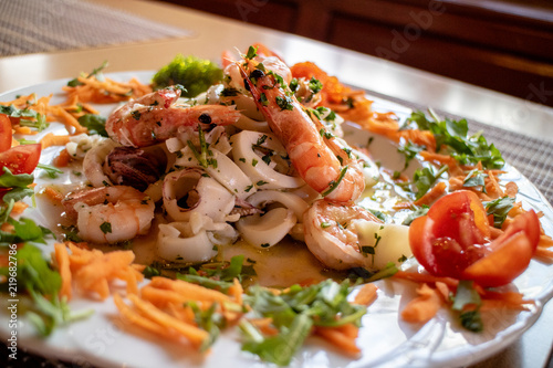 Salat Meeresfrüchte | Garnelen, Hummer, Tintenfisch