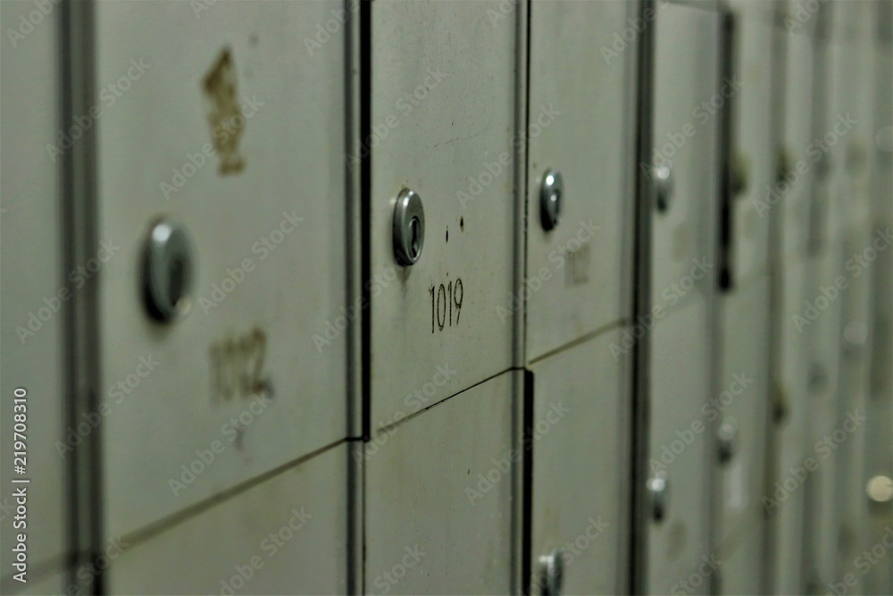 Lockers Lockers