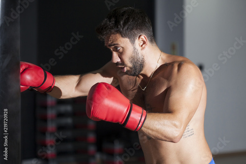 The man who makes boxing workout   © bulentumut