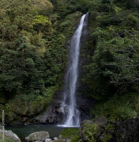 高知県の「大樽の滝」 © fumoto-lab