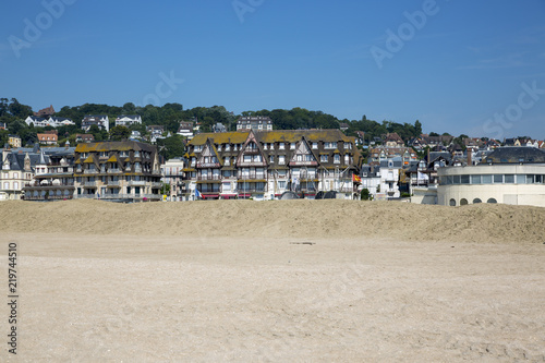 Trouville, France - July 05, 2018: Empty beach on the coast of the English Channel in Trouville © i_valentin