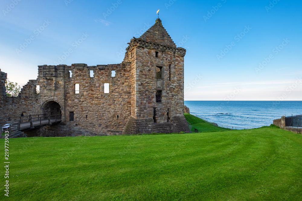 Ruine der Burg in St. Andrews/Schottland