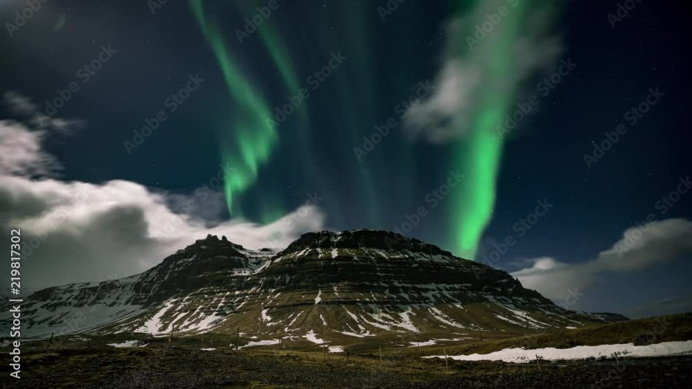 4K Time lapse film video movie night of Aurora Borealis (Northern ...