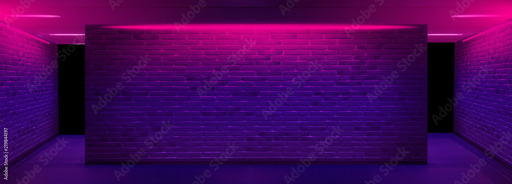 Fototapeta Tło pustego korytarza z ceglanymi ścianami i neonowym światłem. Ceglane ściany, neonowe promienie i blask
