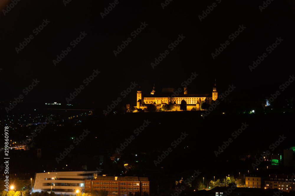 Fototapeta premium Würzburg bei Nacht