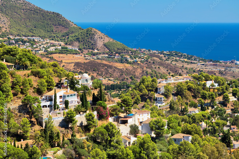 Fototapeta premium panoramic view of a mountain and Mijas