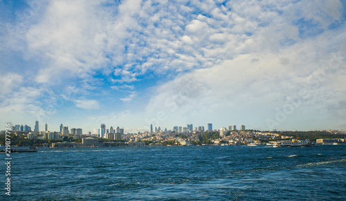 Istanbul view from the sea © Mountains Hunter